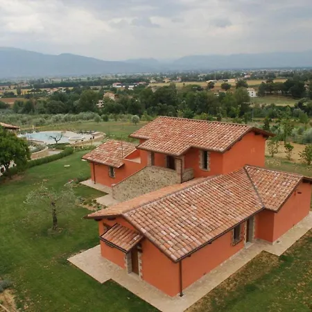 Belvilla By Oyo In * Bettona